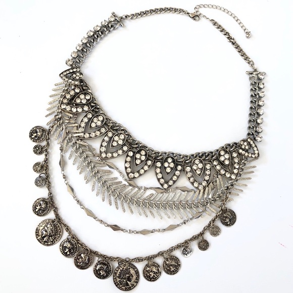 Jewelry - Rhinestone Statement Necklace Silver Tone